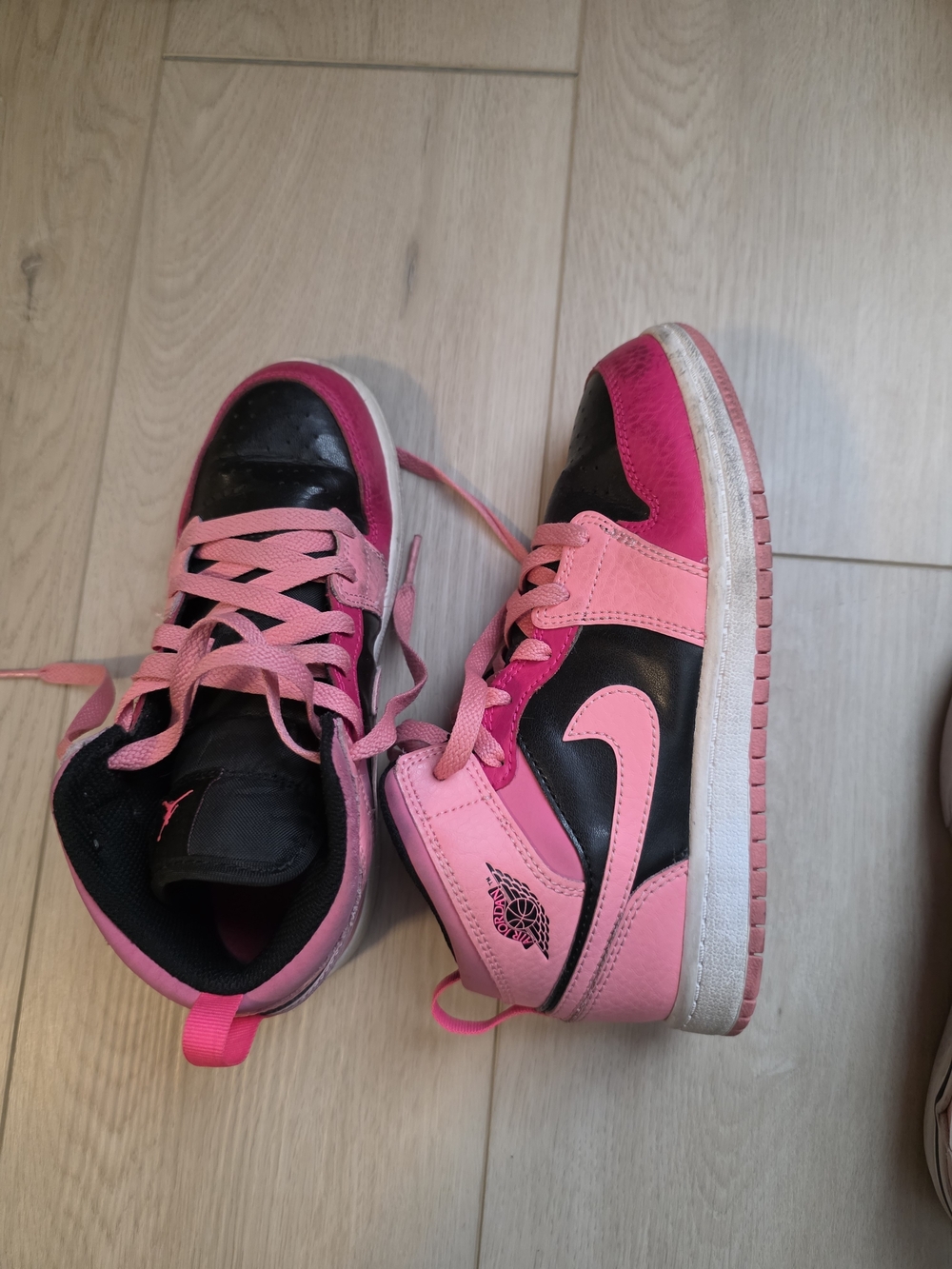 Nike Jordan Girls 2.5